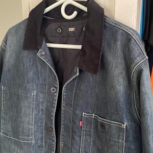 Levi’s denim trucker jacket